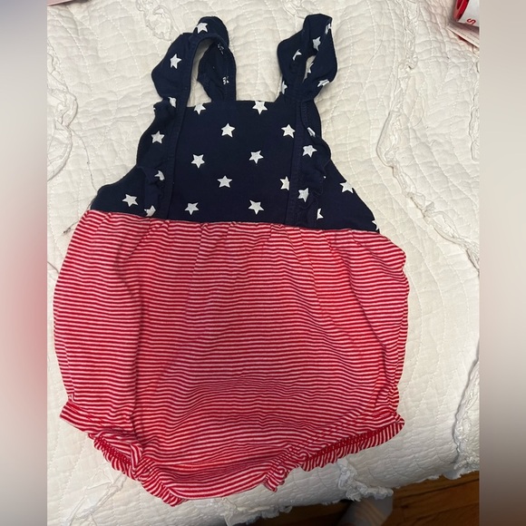 4/$20 Carter’s 18 Month USA Romper EUC - Picture 1 of 2